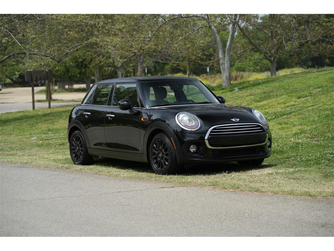 2015 MINI Cooper